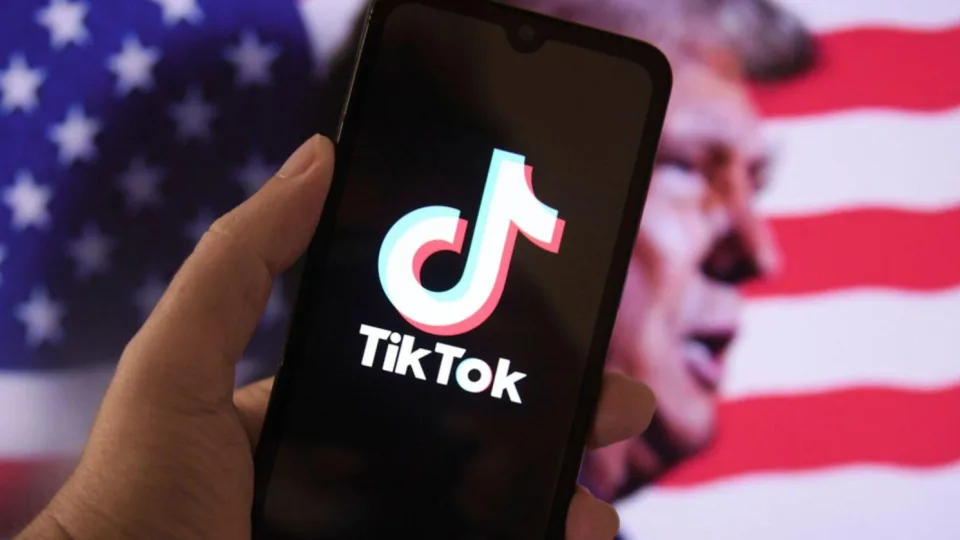 „TikTok“ keičiasi iš pagrindų: amerikiečiams bus skirta atskira versija, likusieji lieka už borto