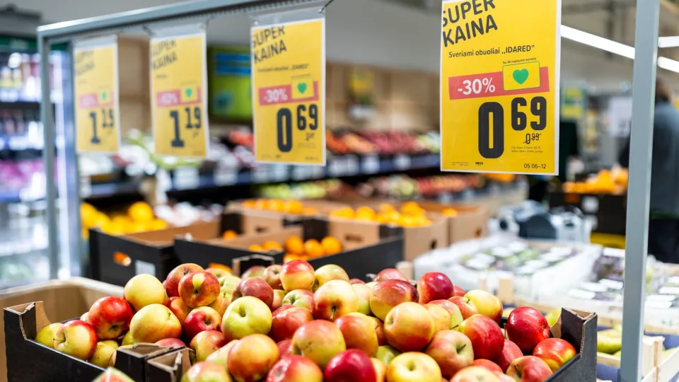 Įdomioji atostogų matematika: atskleidė, ką pajūryje žmonės perka gerokai dažniau ir gausiau