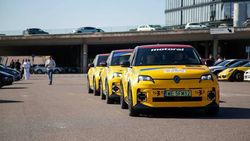 Nepaisant jokių iššokių automobilių rinkoje: „Renault“ grupė ir toliau fiksuoja augimą, naujausi duomenys