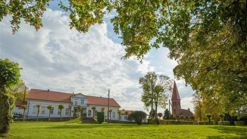 Daugėjant GPS signalų ir mobiliojo ryšio trukdžių, Pagėgių savivaldybėje atnaujinti „Bitės“ ryšio bokštai