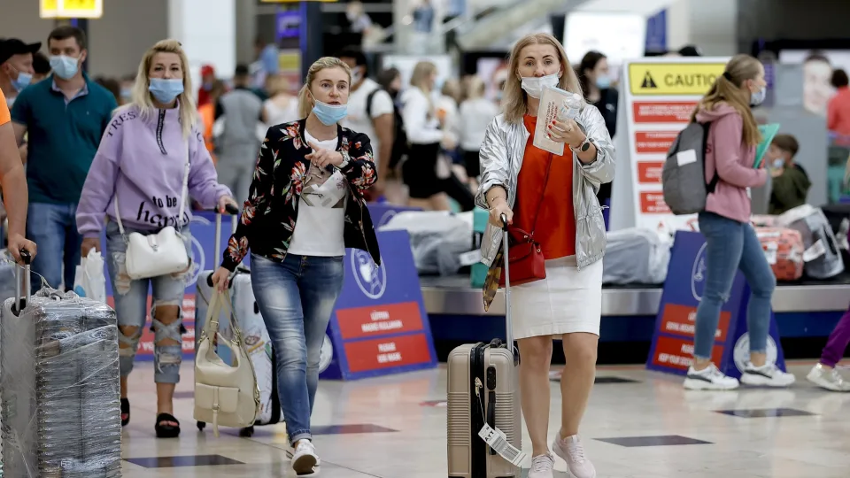 Turistai iš Rusijos šturmuoja Europą: kelionių augimas kelia klausimų ir apie moralę, ir apie saugumą