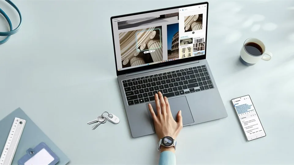 „Samsung“ pristatė 16 colių AMOLED ekranu aprūpintą „Galaxy Book5 Pro“ nešiojamą kompiuterį