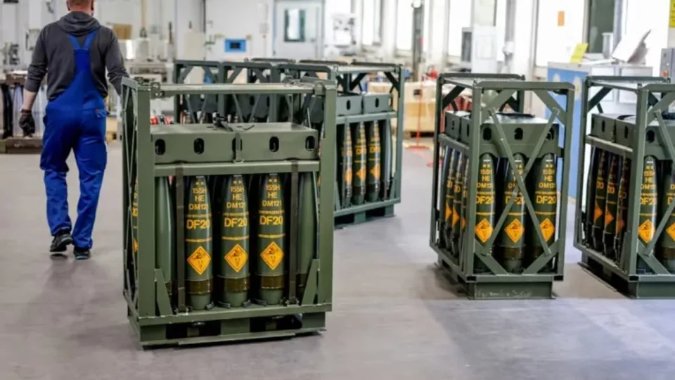 Europos Sąjunga siunčia aiškią žinią Maskvai: Ukraina netrukus gaus šimtus tūkstančių sviedinių