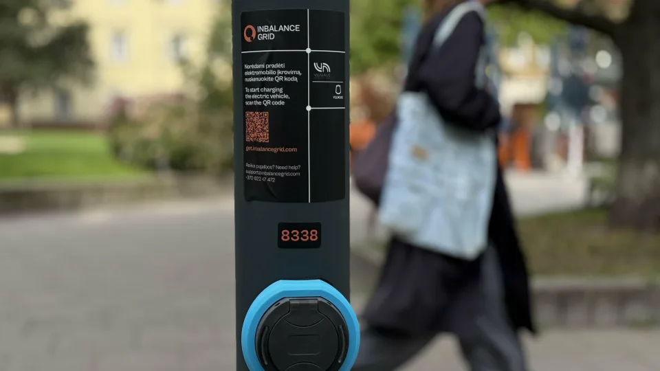 „Inbalance grid“ tapo įkrovimo tinklo operatore: programėlėje atsiras virš 1000 naujų įkrovimo vietų