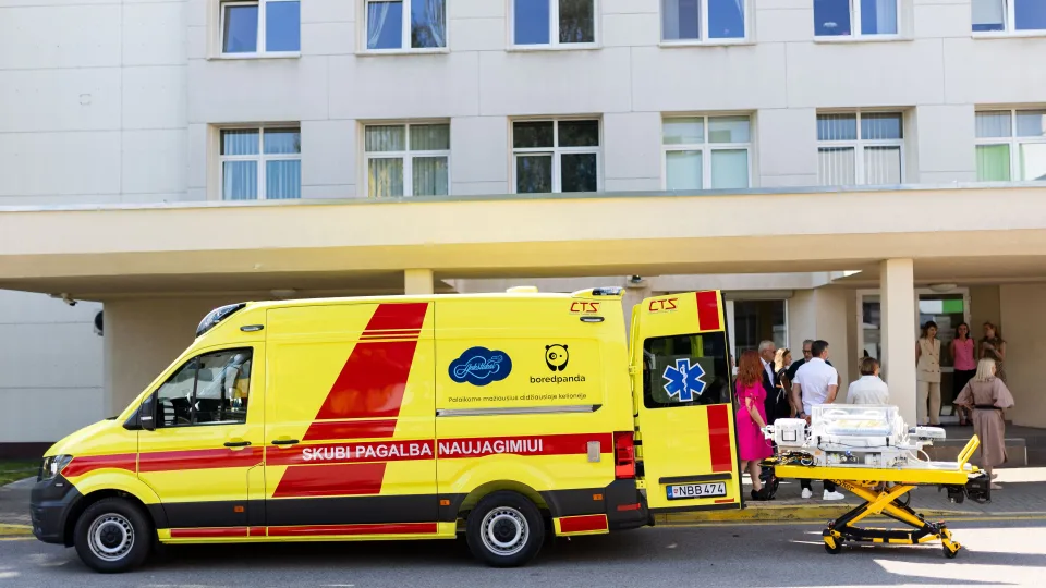 Metai kelyje: padovanotas reanimobilis pagelbėjo šimtams ankstukų ir sergančių naujagimių