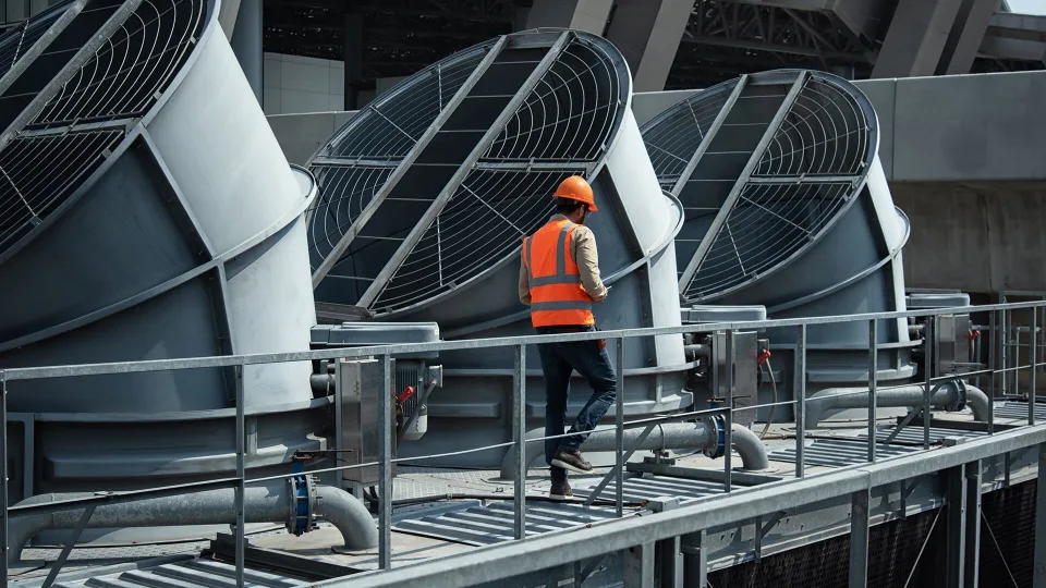Pasaulinis tyrimas: pramonės energijos efektyvumą stabdo finansavimo ir specialistų trūkumas