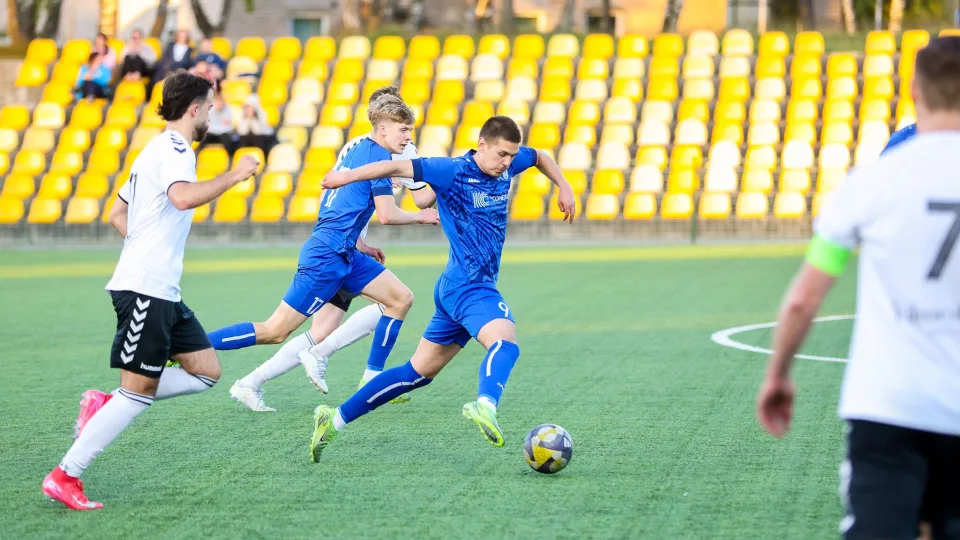 Klaipėdos universiteto studentus praktinių subtilybių mokys FC „Barcelona“ profesionalas