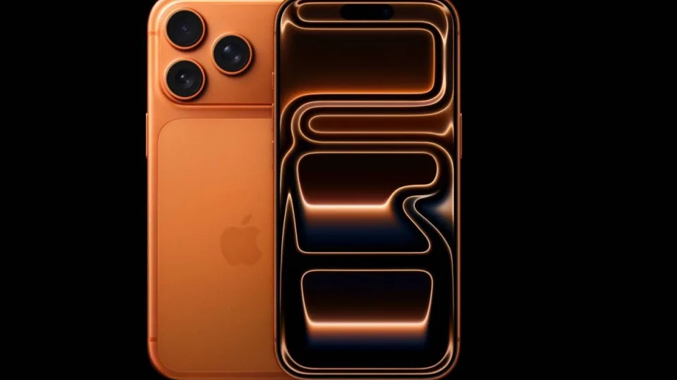 Debiutavo „iPhone 17 Pro“ serijos išmanieji telefonai su atnaujinta teleobjektyvo kamera ir nauju dizainu