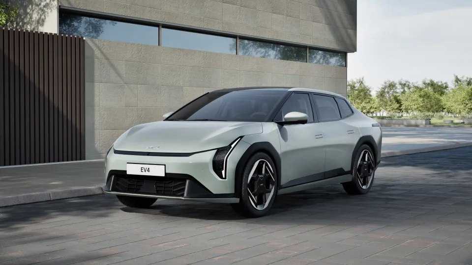 Kai automobilių savybes lemia nebe geležis: ekspertai pasakė, kokios perspektyvos laukia vairuotojų