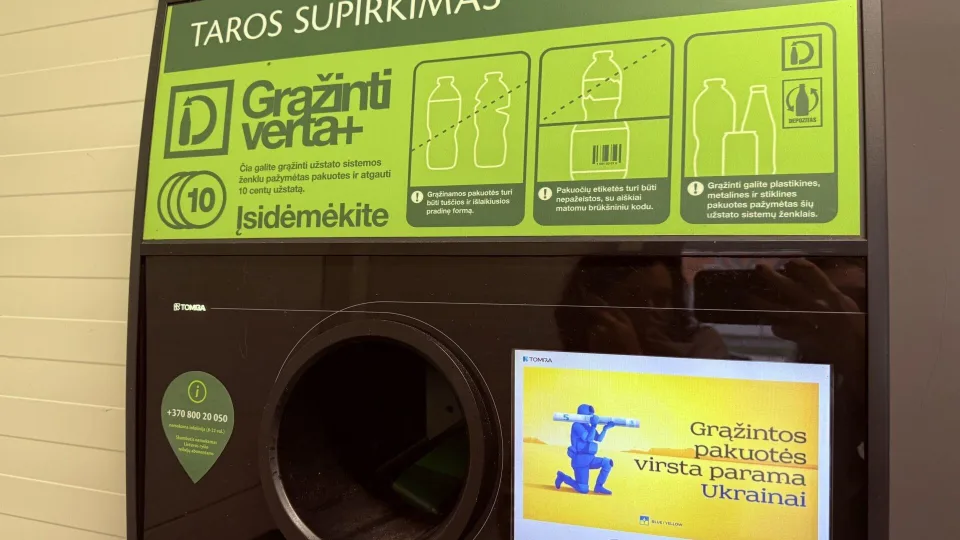 Taromatuose plečiamos galimybės: „Maximos“ pirkėjai atgautą taros užstatą galės skirti Ukrainos kovai