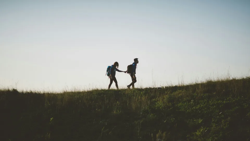 Visata turi jums puikią žinią: vienatvės skausmas baigiasi šioms 3 Zodiako ženklams, metas vėl pasitikėti