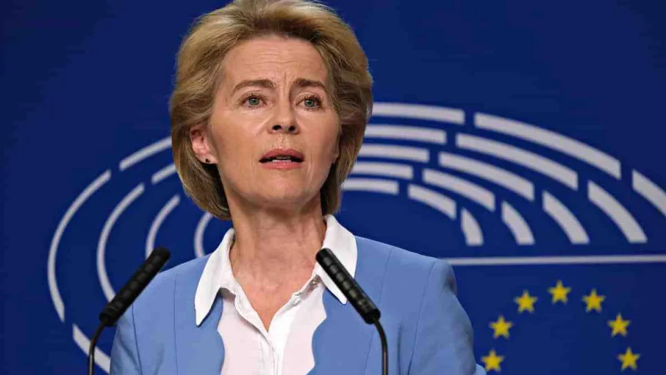 Von der Leyen paskelbė apie svarbiausią finansinę injekciją: Ukrainai skirta 2 mlrd. eurų dronų gamybai