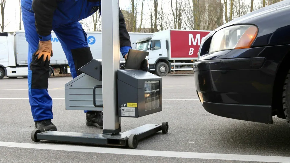 Jokiu būdu neatidėkite to paskutinei dienai: rudenį prasideda nemokamos automobilių patikros
