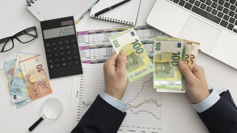 Europos Sąjungos sprendimas įsiutino milijonus: netrukus įsigalios svarbūs pakeitimai, kurie palies daugelį