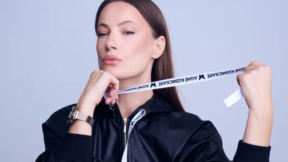 Sporto estetika keliasi ir į kasdienį stilių, kodėl sportiniai siluetai šiandien vertinami kaip prabanga?