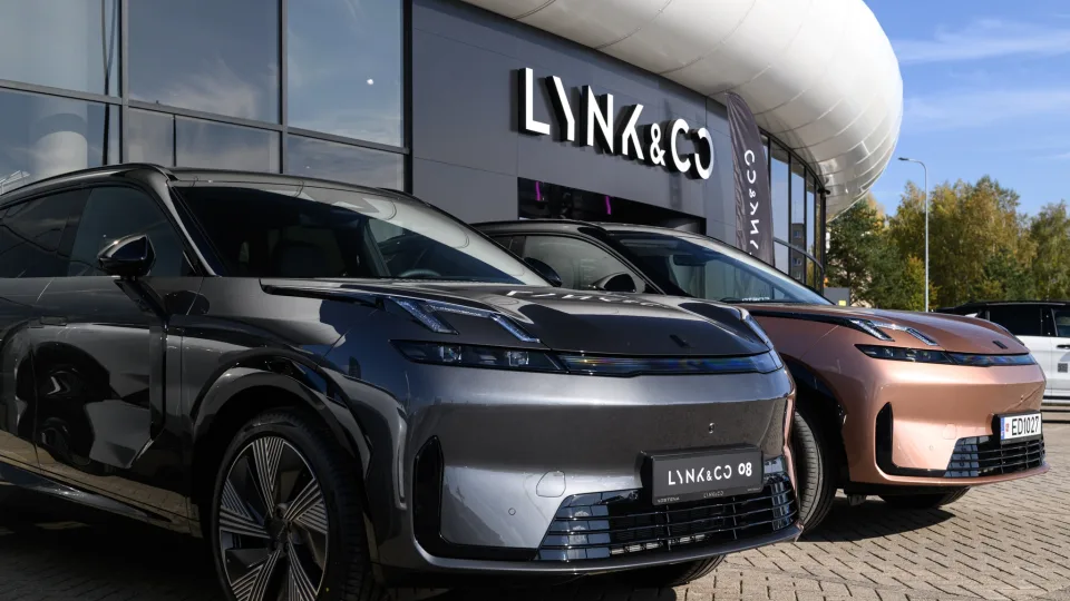„Sostena“ atvėrė oficialios „Lynk & Co“ automobilių atstovybės Vilniuje duris ir pristatė naujausius modelius