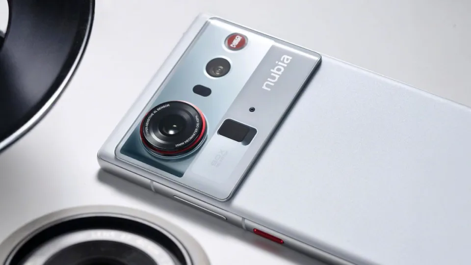 Netrukus sulauksime „Nubia Z80 Ultra“ flagmano debiuto, jau žinomos ir pagrindinės jo specifikacijos