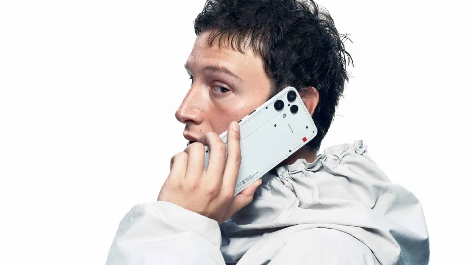 Oficialiai pristatytas naujasis „Nothing Phone (3a) Lite“ išmanusis telefonas, įsigyti galima jau dabar