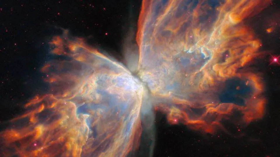 Mirštanti žvaigždė pavirto kosminiu meno kūriniu: teleskopas užfiksavo akimirką, kuomet gimsta amžinybė