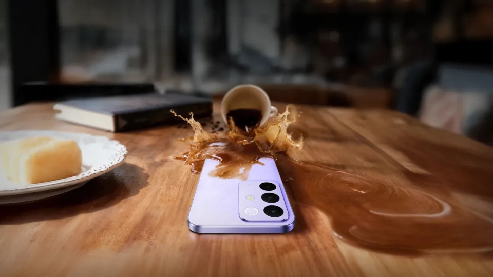 „Realme“ paskelbė apie naujuosius „C85“ serijos išmaniuosius telefonus su didelėmis baterijomis