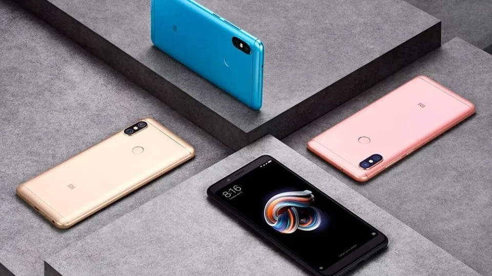 TOP5 itin pigūs „Xiaomi“ išmanieji telefonai – geros kainos net flagmanams