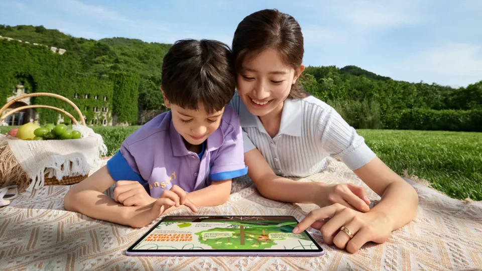 Vaikai nenori paleisti iš rankų: planšetinis kompiuteris, kuris tapo slapta mokymosi sėkmės formule