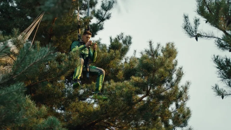 Nauja „Bitės“ reklaminė kampanija: internetas, kuris veikia net tada, kai pabėgai nuo visų