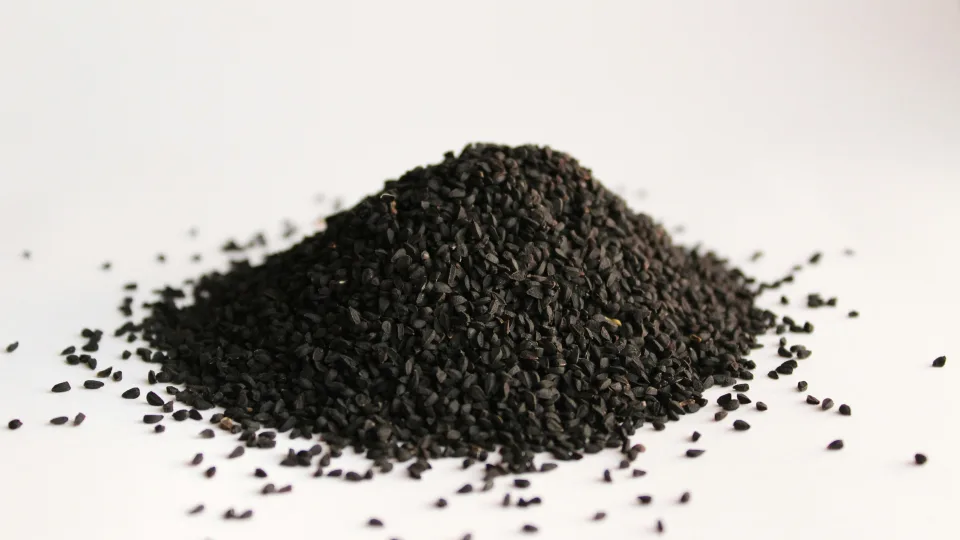 Japonų atradimas nustebino net dietologus: šios sėklos ištirpina blogąjį cholesterolį vos per 8 savaites