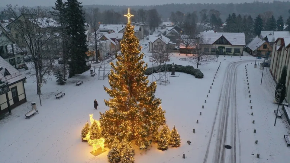  Kalėdos sugrįžta su trenksmu: šviesos, ugnis, muzika ir magiškos pasakos nuojauta