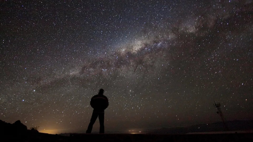 Mūsų planeta lekia per Visatą greičiau nei tikėtasi, o tai gali sugriauti pagrindinę teoriją