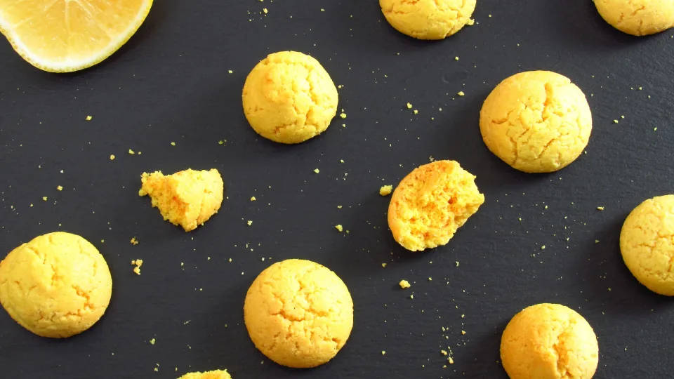 Jaukiam šeimos vakarui: pavojingai skanūs citrininiai sausainiai, kurie sugrąžins į vaikystę