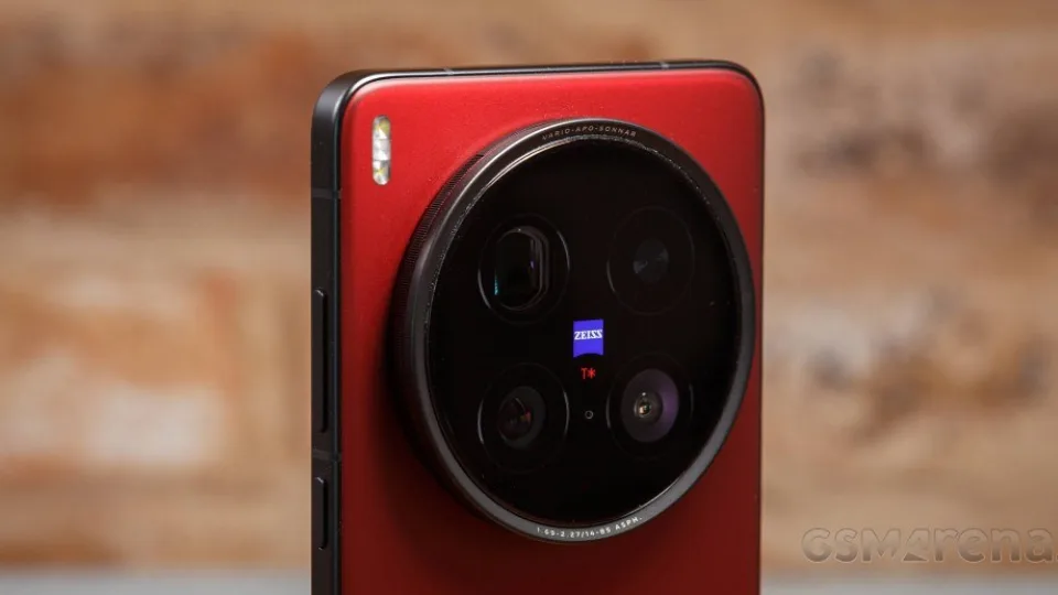 Pasiruoškite naujai kameros karų bangai: 200 MP sensorius jau keliauja į 2026 metų flagmanus