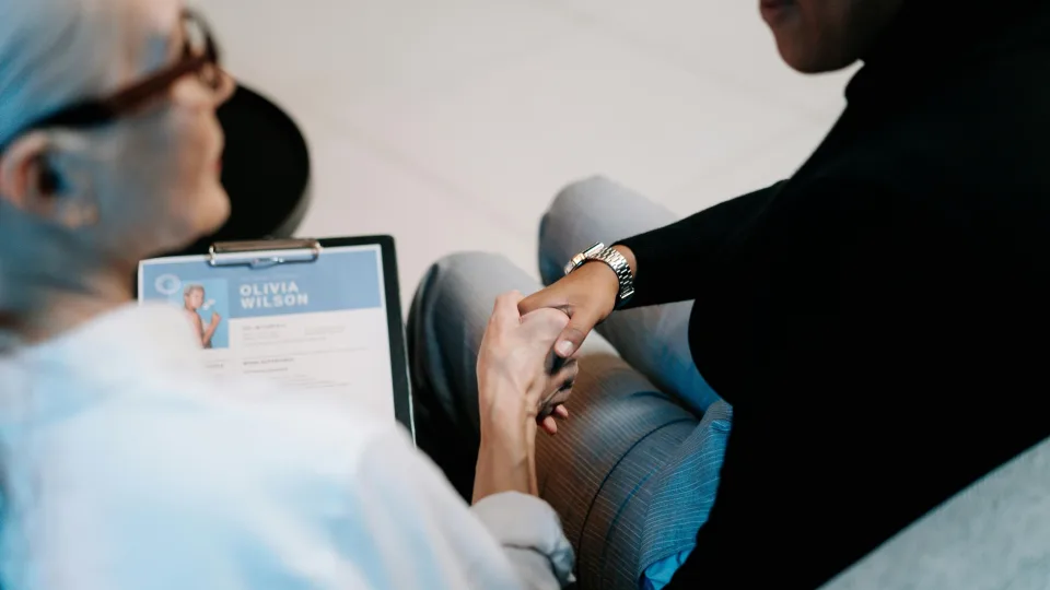 Apgaulė darbo rinkoje? Tūkstančiai žmonių kandidatuoja į neegzistuojančias pozicijas