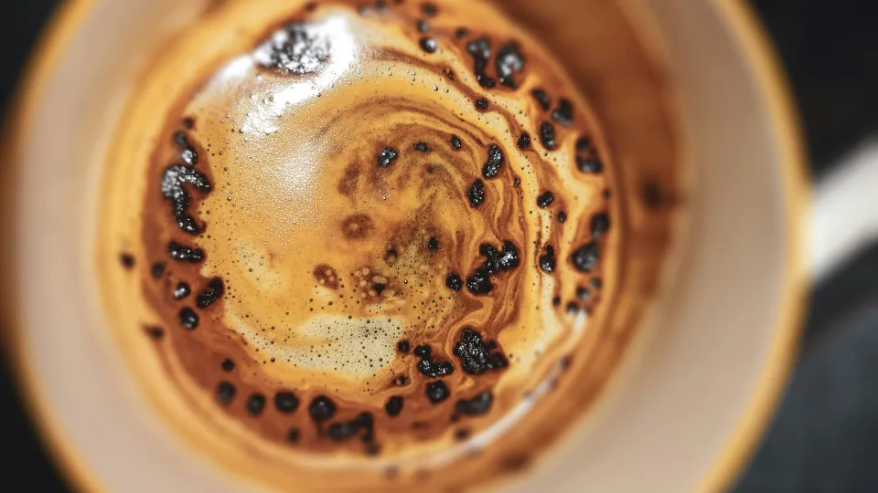 Ne viskas, kas kvepia kava, yra naudinga: dietologai įspėja dėl vienos kavos rūšies