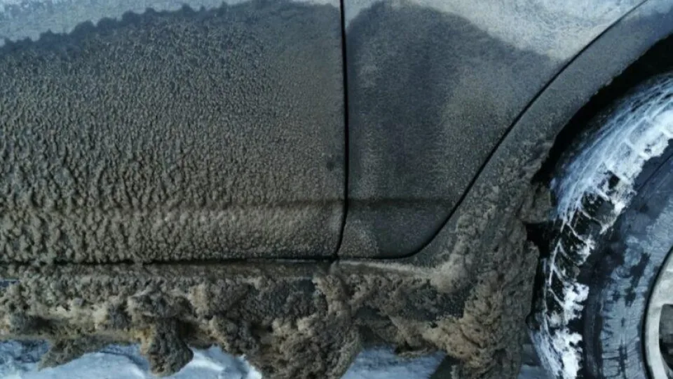 Kaip apsaugoti kėbulą nuo žiemos purvo? Viena priemonė, kurią žiemą turėtų naudoti kiekvienas vairuotojas