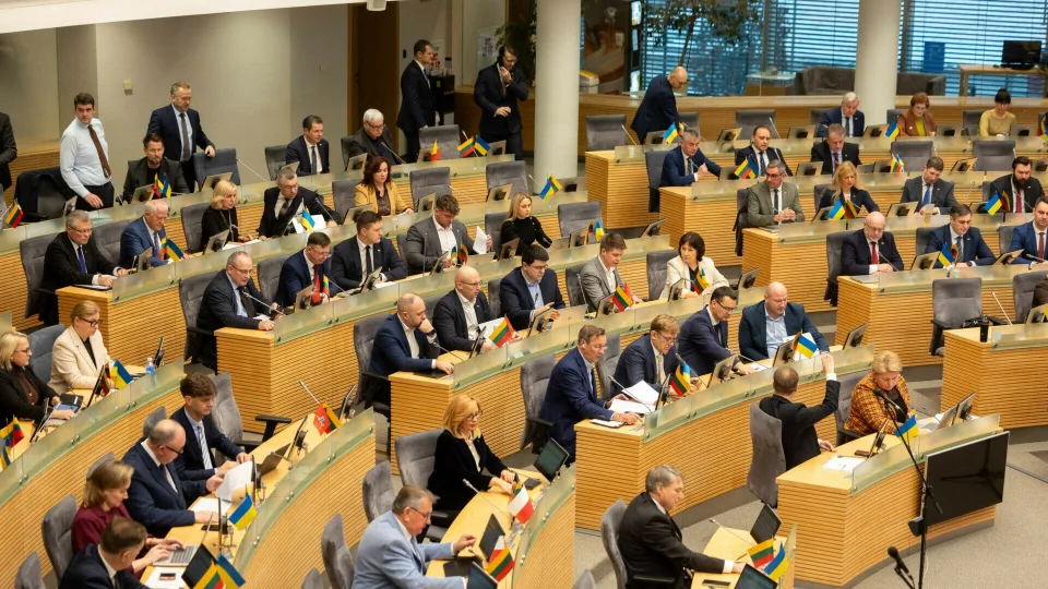 Pagrindinės melagienų kryptys: kaip lapkritį buvo konstruojamas Lietuvos destabilizacijos naratyvas