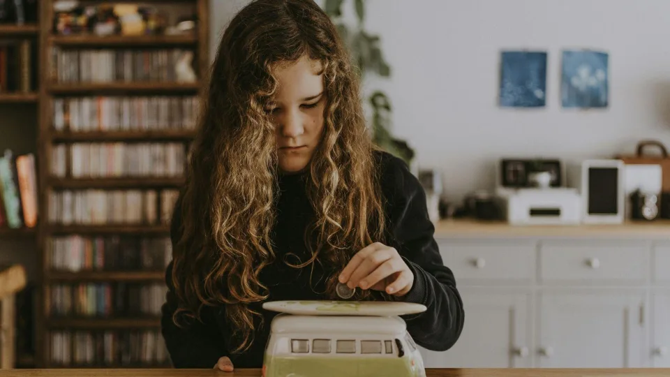 Auginantys vaikus kitąmet sulauks didesnių išmokų: įvardijo, kaip efektyviausiai jas įdarbinti