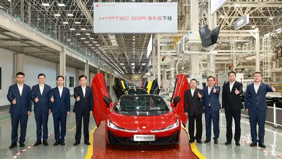 Europoje debiutuos itin galingas Kinijoje sukurtas elektrinis superautomobilis: kinų milžinė jau pradėjo įspūdingojo „Hyper SSR“ gamybą