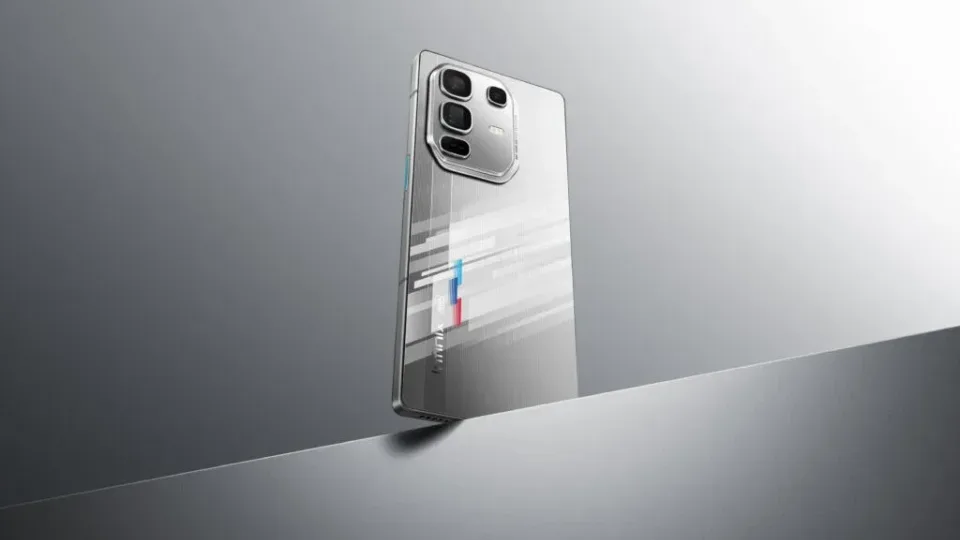 Nutekėję kadrai atskleidė viską: „Infinix Note 60 Ultra“ atrodo įspūdingai