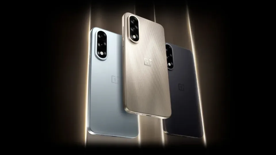 Oficialiai pristatytas naujasis „OnePlus Ace 5 Ultra“ telefonas su naujuoju „Dimensity 9400+“ lustu