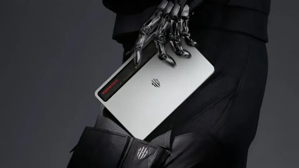 „Red Magic“ pristatė kompaktišką planšetinį kompiuterį su OLED ekranu ir „Snapdragon 8 Elite“ lustu