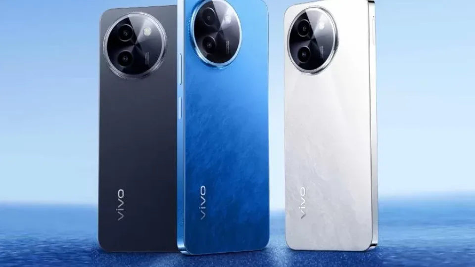 „Vivo“ pristatė dar vieną nebrangų telefoną: oficialiai debiutavo naujasis „Vivo Y200i“ modelis, kuris kainuos tik kiek daugiau nei 200 eurų