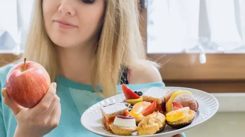 Turite aukštą cholesterolį? Šių vakaro įpročių venkite bet kokia kaina, jie kenkia žymiai labiau nei maistas