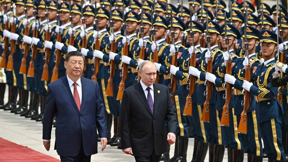 Pekinas išgirdo neigiamą atsakymą iš Europos: ką reiškia Vakarų diplomatų sprendimas boikotuoti Kinijos paradą?