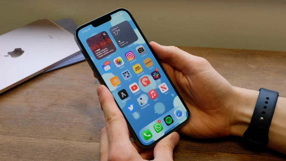 „Samsung“ savo pozicijas praranda ir Europoje: paaiškėjo, kuris gamintojas buvo populiariausias 2023 metų pabaigoje