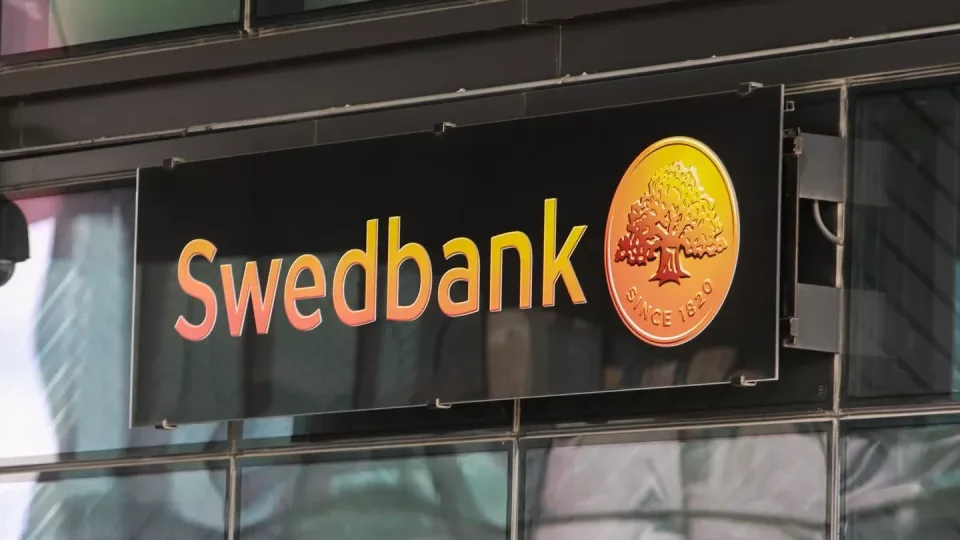 „Swedbank“ skelbia kritinės svarbos informaciją, reaguoti būtina tučtuojau: šią informaciją privalo žinoti kiekvienas šalies gyventojas, sužinokite, kas svarbiausia