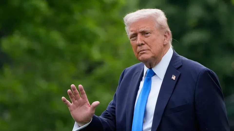 Iškalbingas Trumpo pareiškimas po susitikimo su Ukrainos prezidentu: „Smūgiai Kijevui – tragedija, kurios būtų pavykę išvengti“