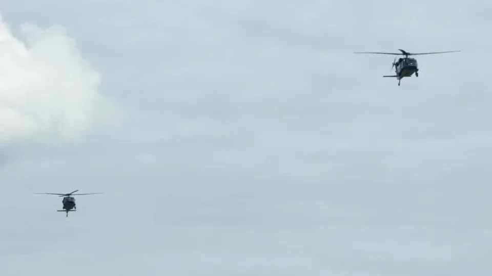 Netikėtas skrydis virš kaimynės: Ukrainos „Black Hawk“ sraigtasparniai pastebėti virš Lenkijos
