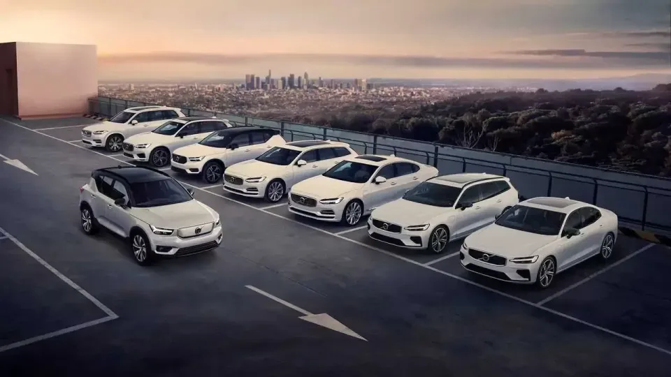 SEB banko analizė atsakė į daugeliui rūpimą klausimą: kada labiausiai apsimoka važinėti elektromobiliu, sužinokite tai ir jūs