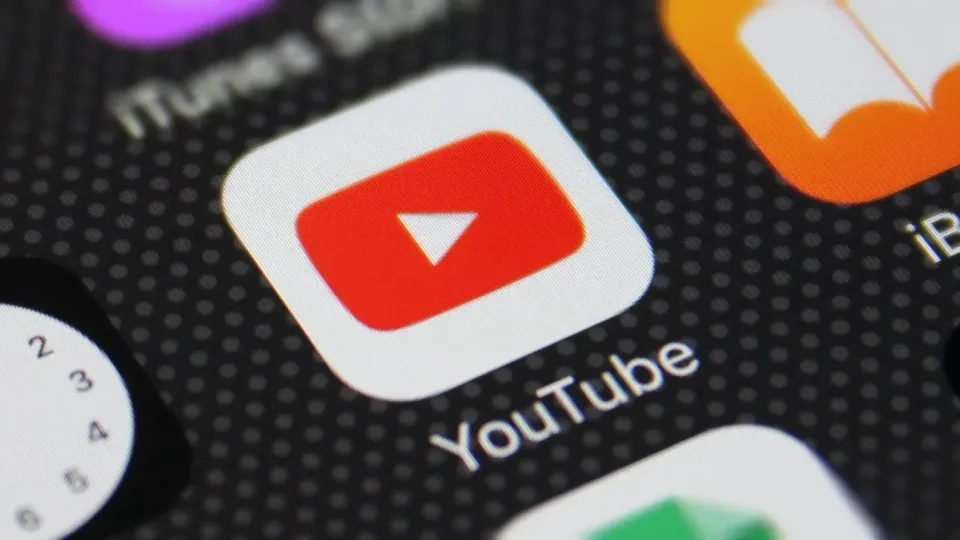 „YouTube“ programėlė pasipildys naudinga funkcija: atsiras objektų paieška trumpuose vaizdo įrašuose